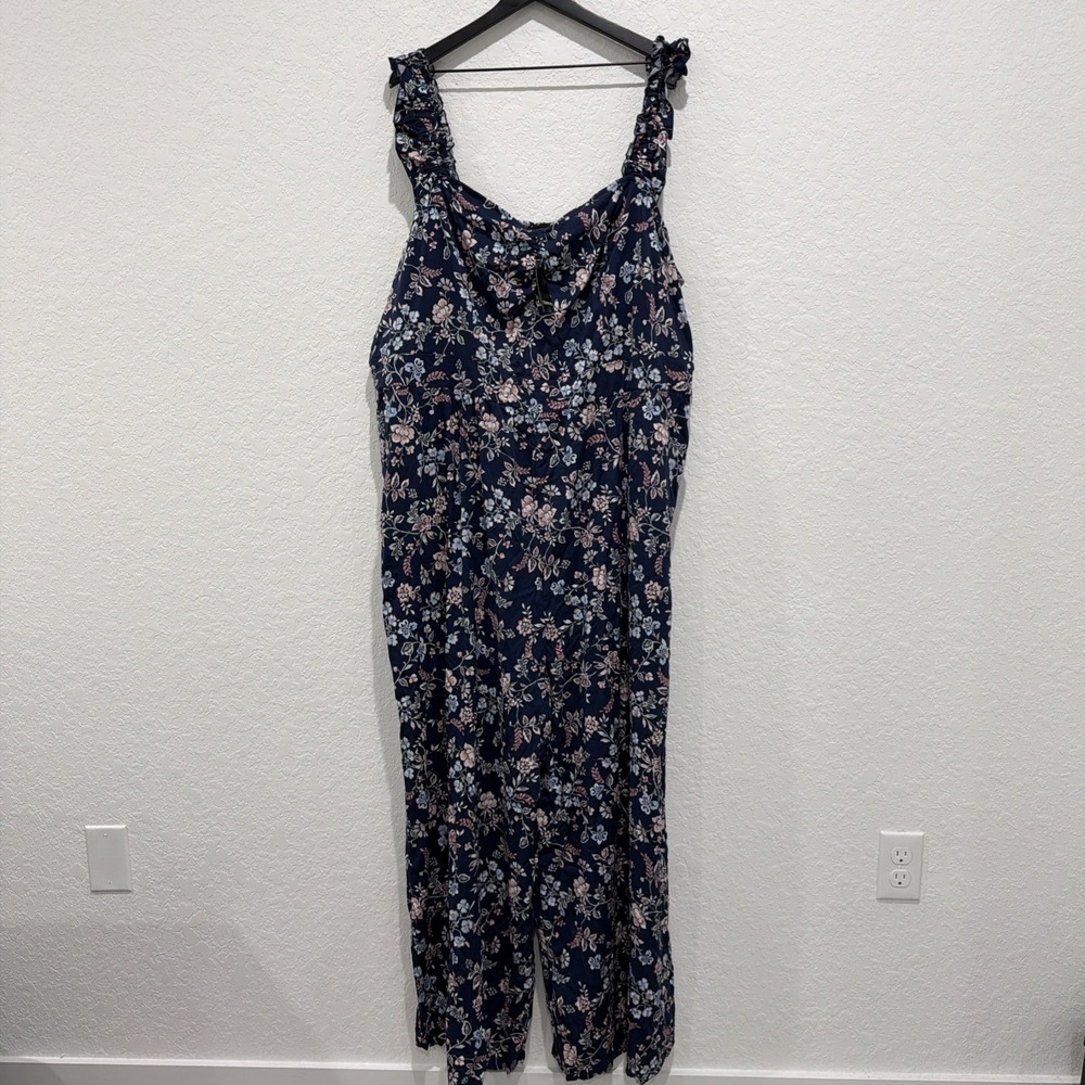Torrid NWT Stretch Challis Ruffle Strap Jumpsuit Tender Jacobean Navy Floral 4x
